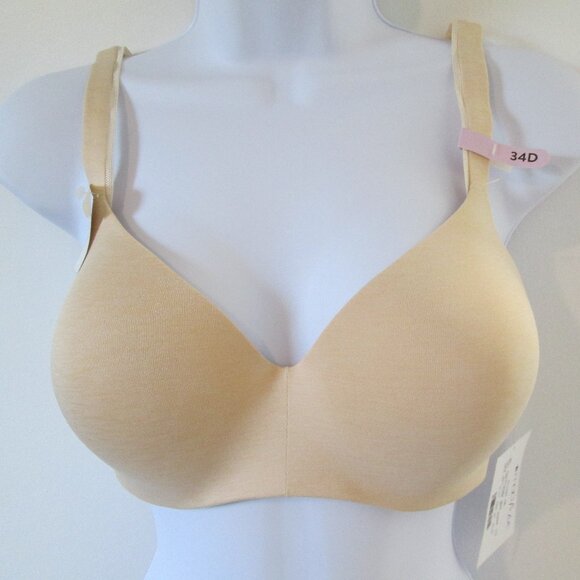 Hanes Soft Wireless T-Shirt Bra NWOT Sz 34D - Picture 1 of 3